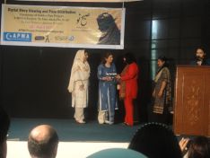 Ms Anosha Rehman Presenting Souvenir to Ms Jahan Ara
